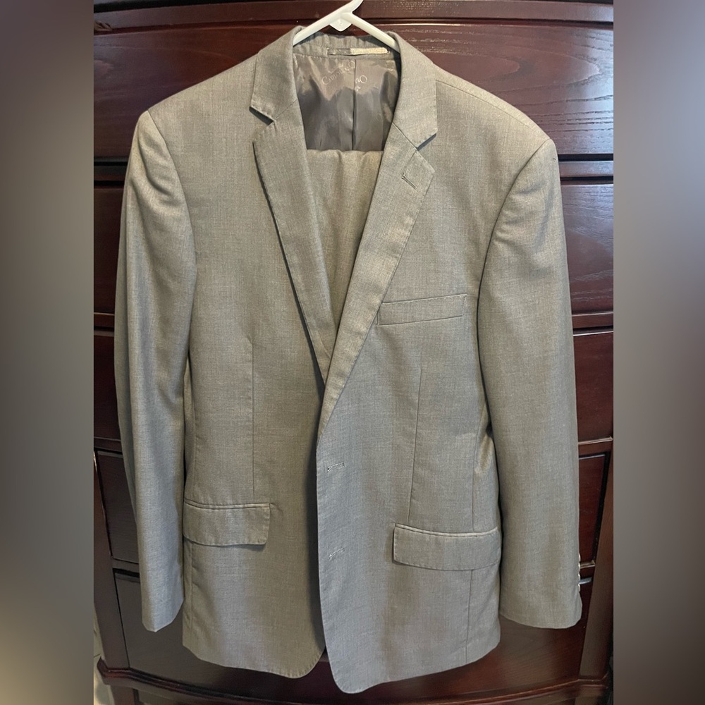 Men's Classic Gray Suit